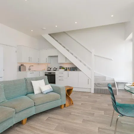 Apartment Samphire